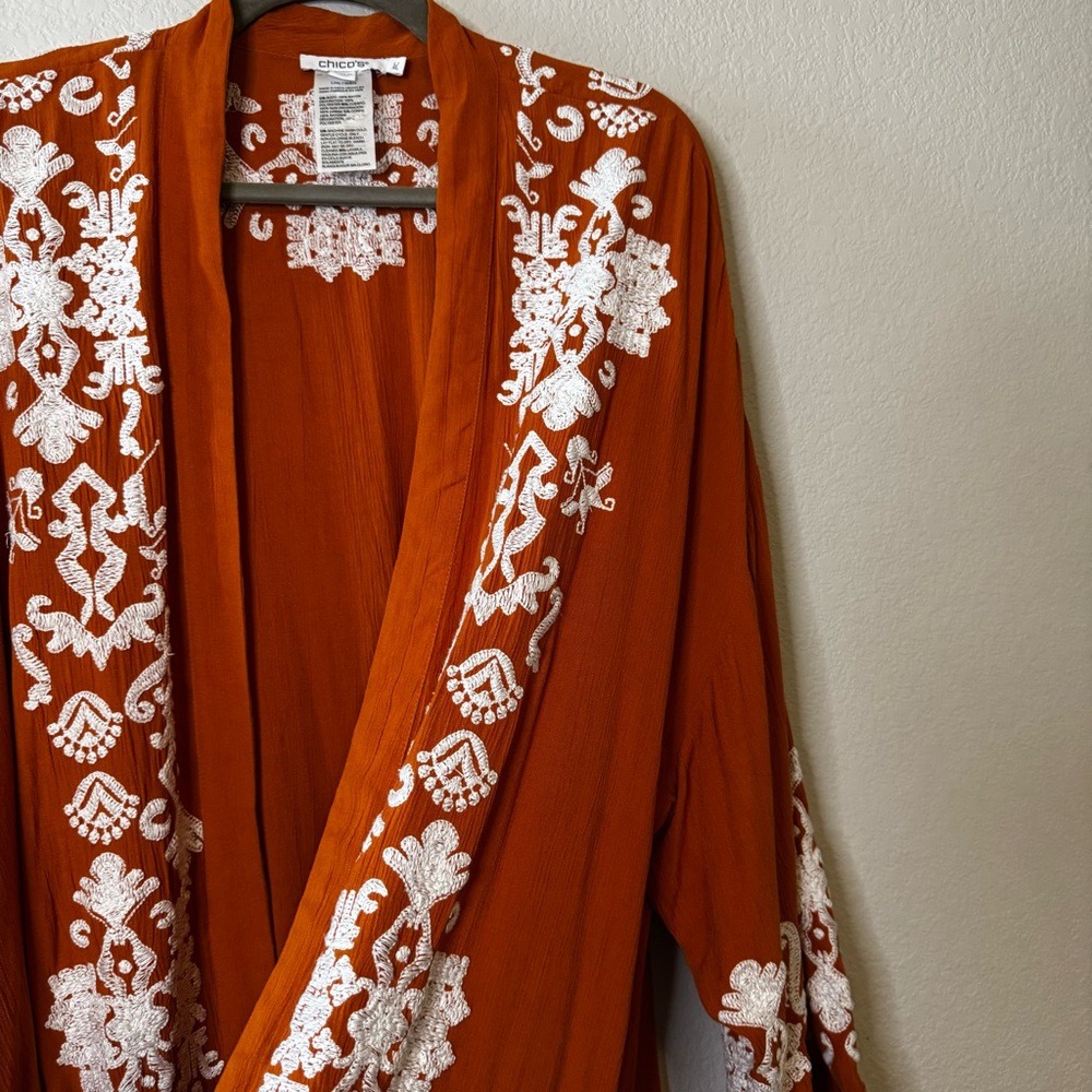 Chico's Embroidered Drama Kimono Top Burnished Clay Size L/XL - Picture 6 of 13